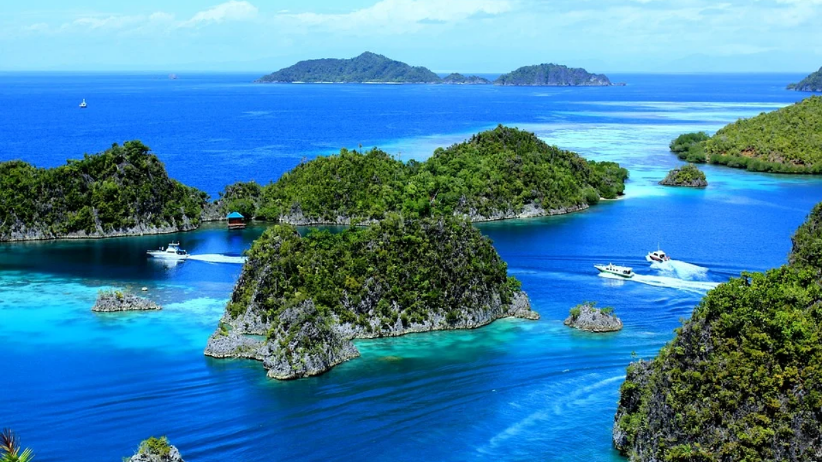 Tempat Wisata Biaya Murah Pulau Raja Ampat Papua, Indah dan Unik
